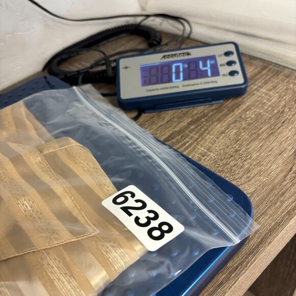 Vintage Joanna Womens Old Money Shimmery‎ Striped Semi-Sheer Blouse Size M Gold - Picture 7 of 7